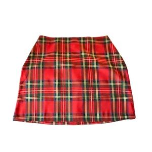 Chic Tartan Mini Skirt in Red –(Unbranded) Small